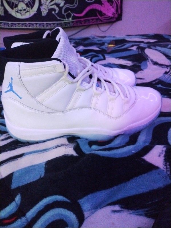 2024 Air Jordan Retro 11 (Legend Blue)