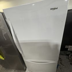 Whirlpool Refrigerator With Bottom Freezer