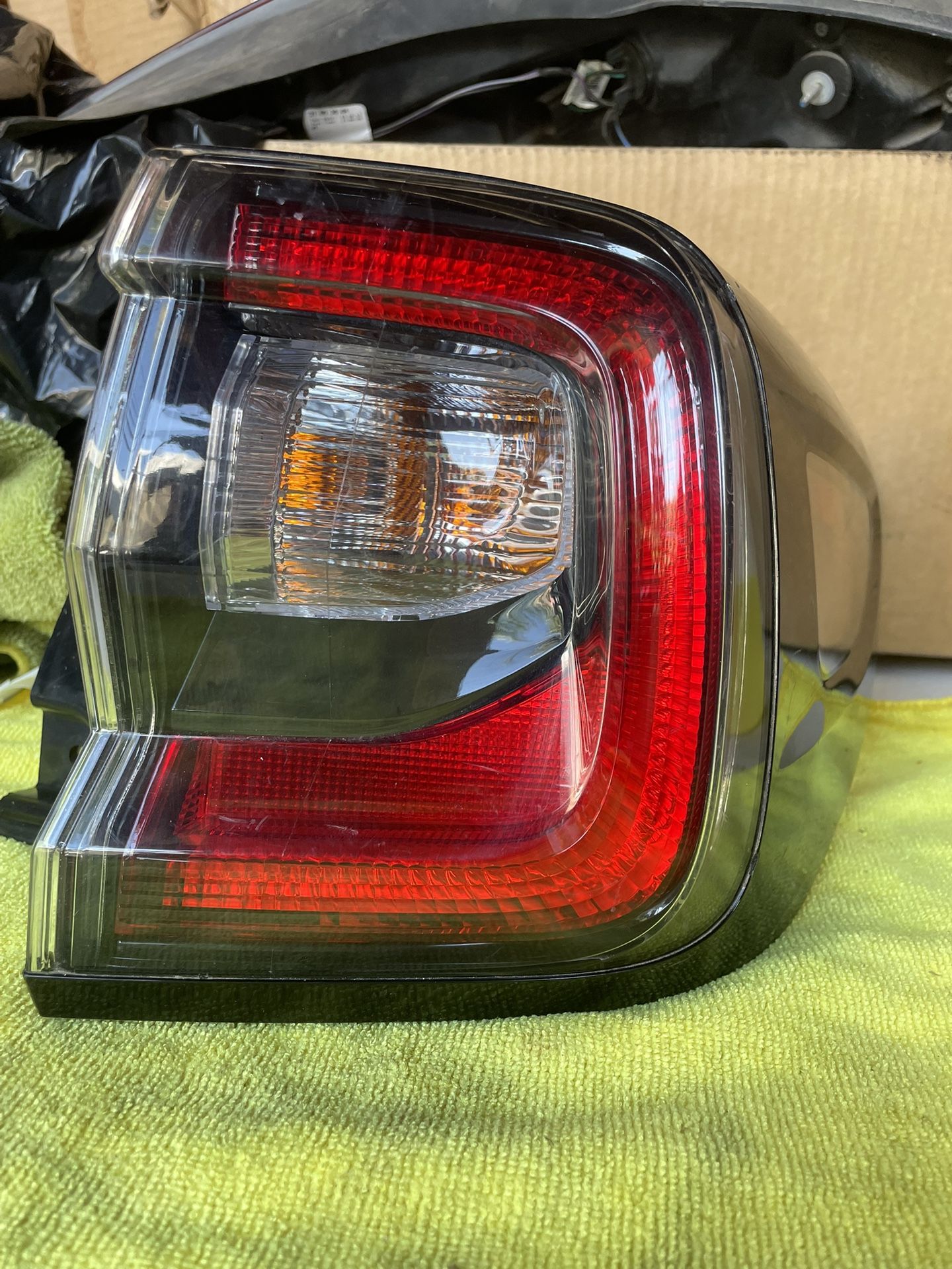 2020-2022 Subaru Outback Right LED Tail Light