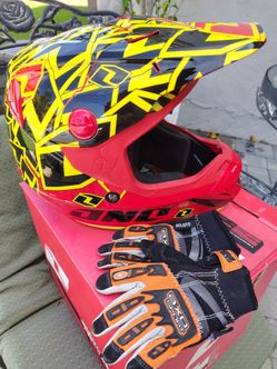 ATOM Youth Helmet never used