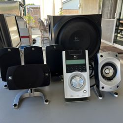 Logitech Z-5500 THX-Certified 5.1 Digital Surround Sound Speaker System (One speaker damaged)