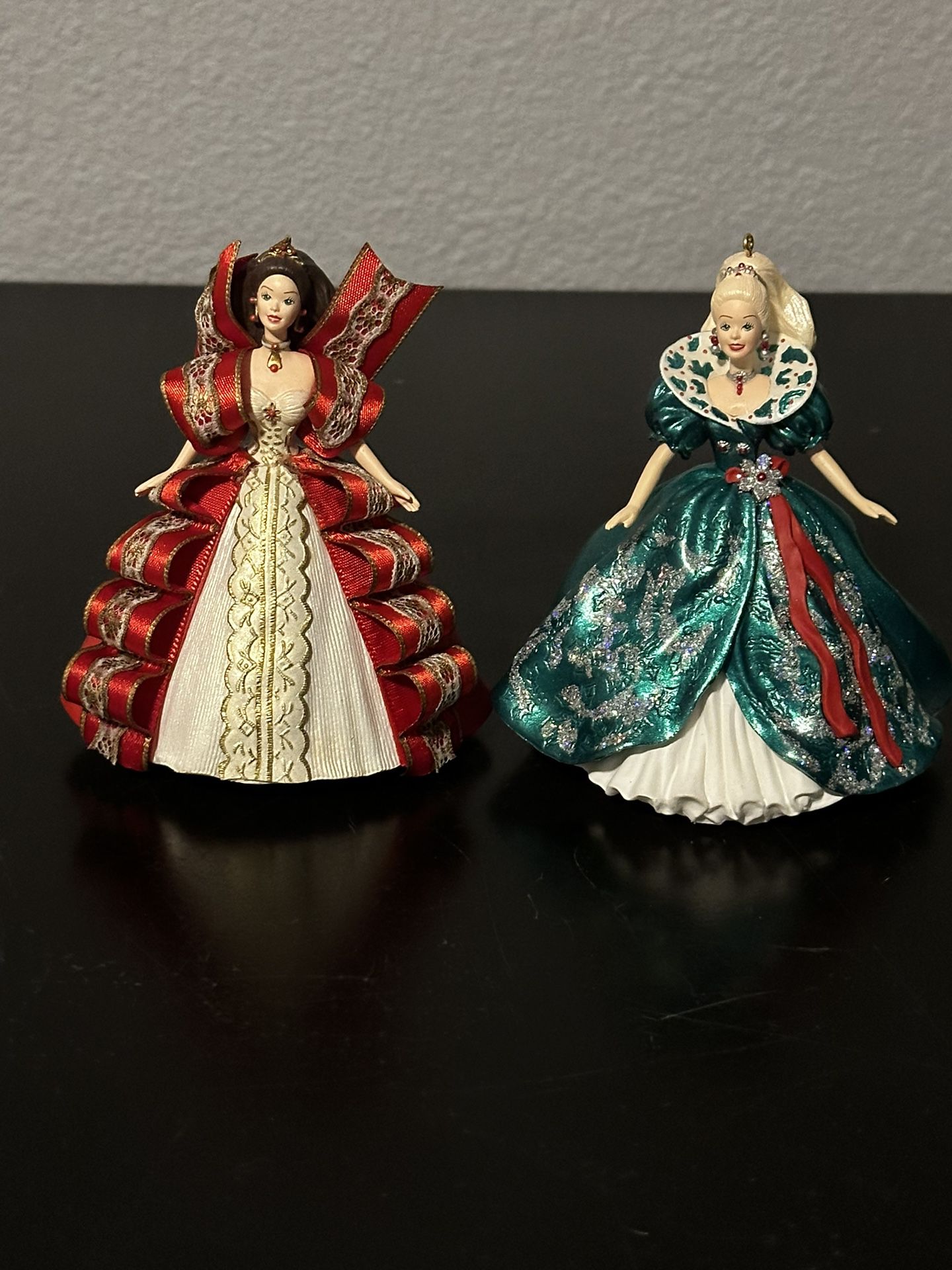 Hallmark Keepsake Ornaments - Holiday Barbie