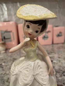 Vintage Planter Lady In Yellow Figurine Napco ?Lefton ?