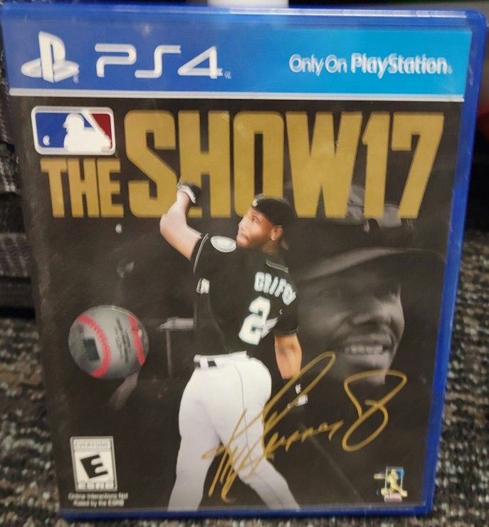 PS4 Video Game Bundle