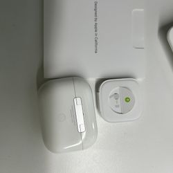 Apple AirPods 1st Generation 