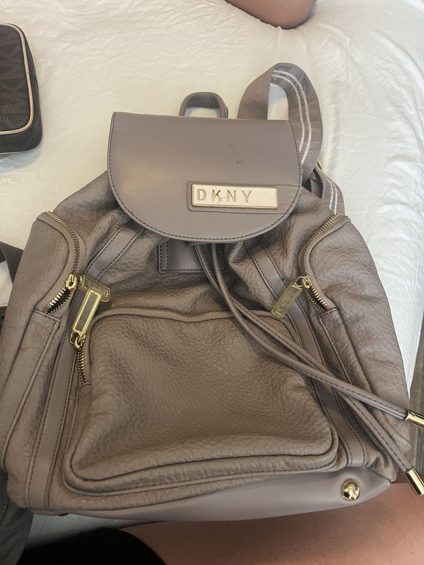 Backpack Dkny leather beige bag