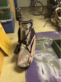Titleist golf bag