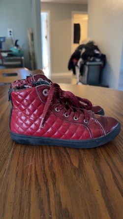 Girls shoes