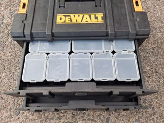Dewalt Toughsystem 2.0 2Drawer Toolbox(Unusrd) Pick up fremont sea. No lowball offers please. No trades