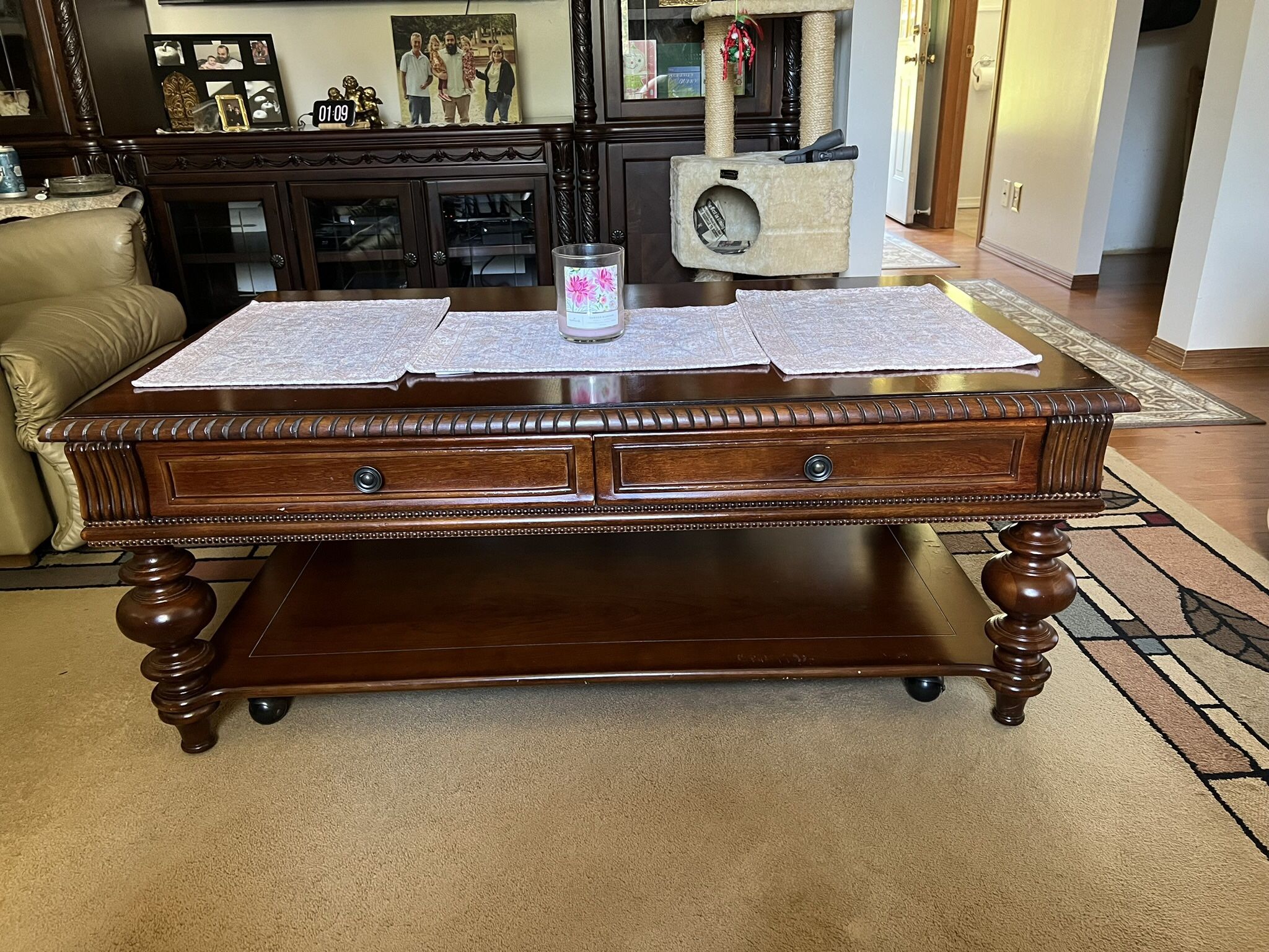 Coffee And End Tables