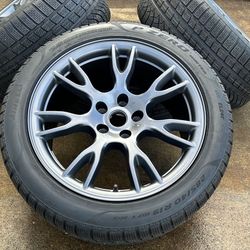 DELIVERY 4) Staggered 2024 Tesla Model S 19" Tempest OEM Wheels Rims PIRELLI WINTER TIRES 99% TPS Sensors included