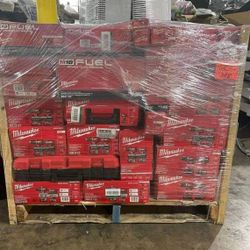 Liquidation Wide variety of power tools and hand tools, new 