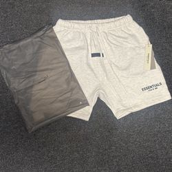 Essentials Fear Of God Shorts (M)