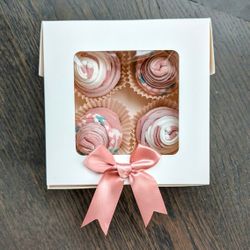 Socks Cupcake Gift Box with Bow | Handmade | 4 Pairs of Socks