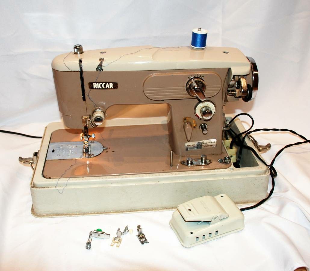 Riccar 305 Sewing Machine Styling Mechanical Zig Zag -
