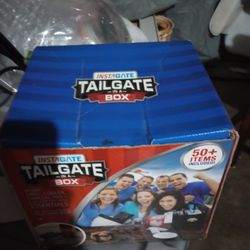 Tailgate Box 