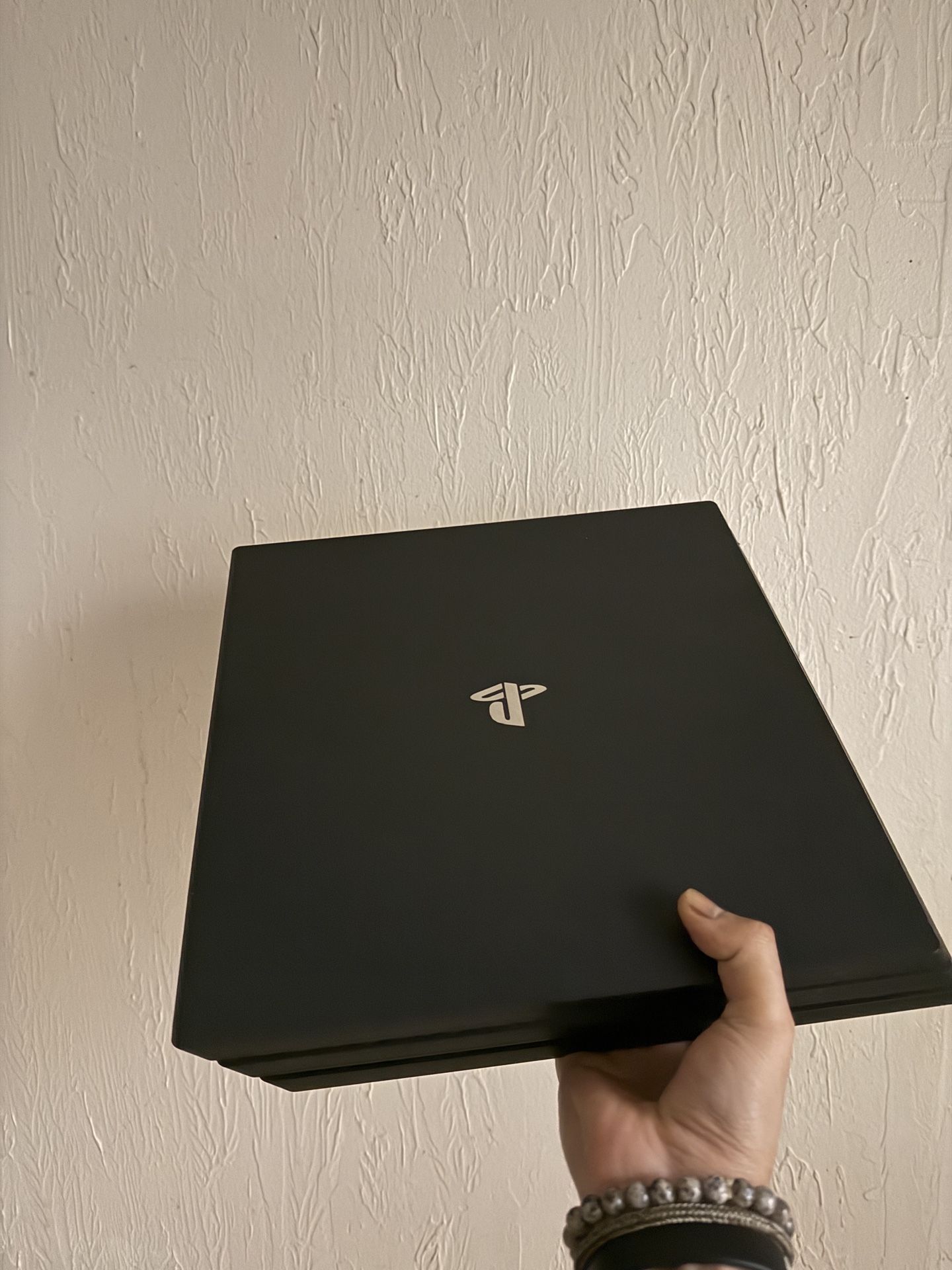 TV + PS4 Pro + Stand Bundle – Everything Works! $200 OBO