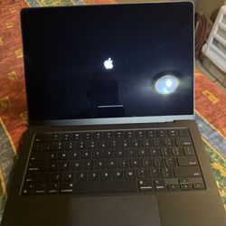 2025 Mac Book Pro