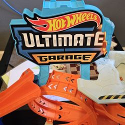 Hot Wheels Ultimate Garage Toy
