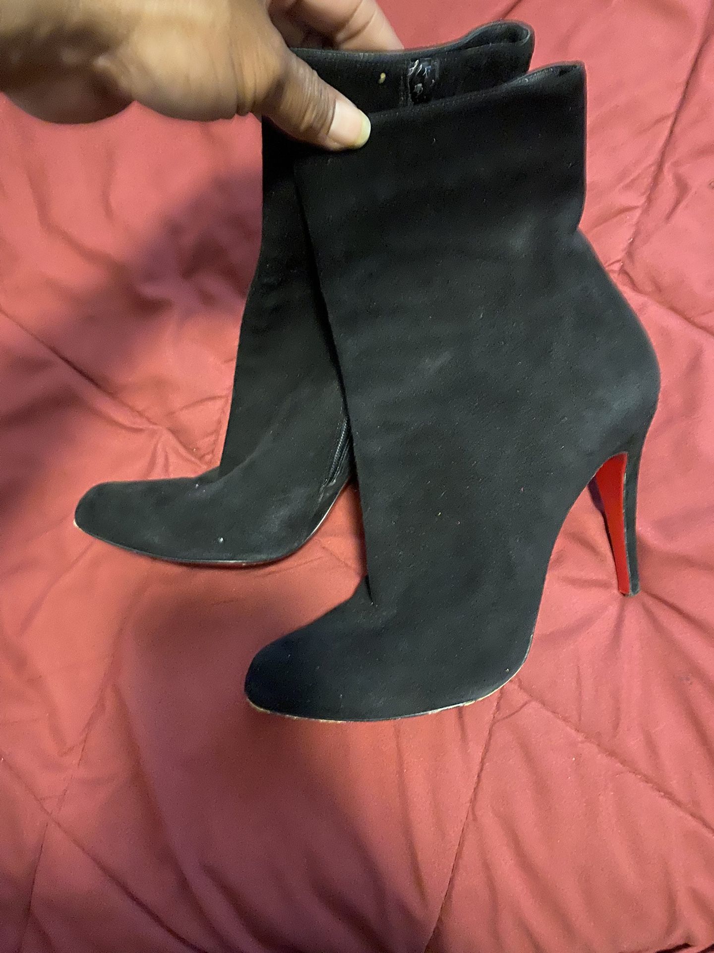 Women Boots Size 8