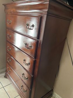 5 Drawer Dresser