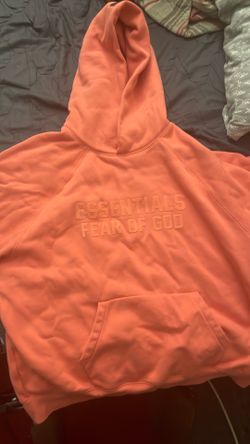 Essentials Coral sweater size L