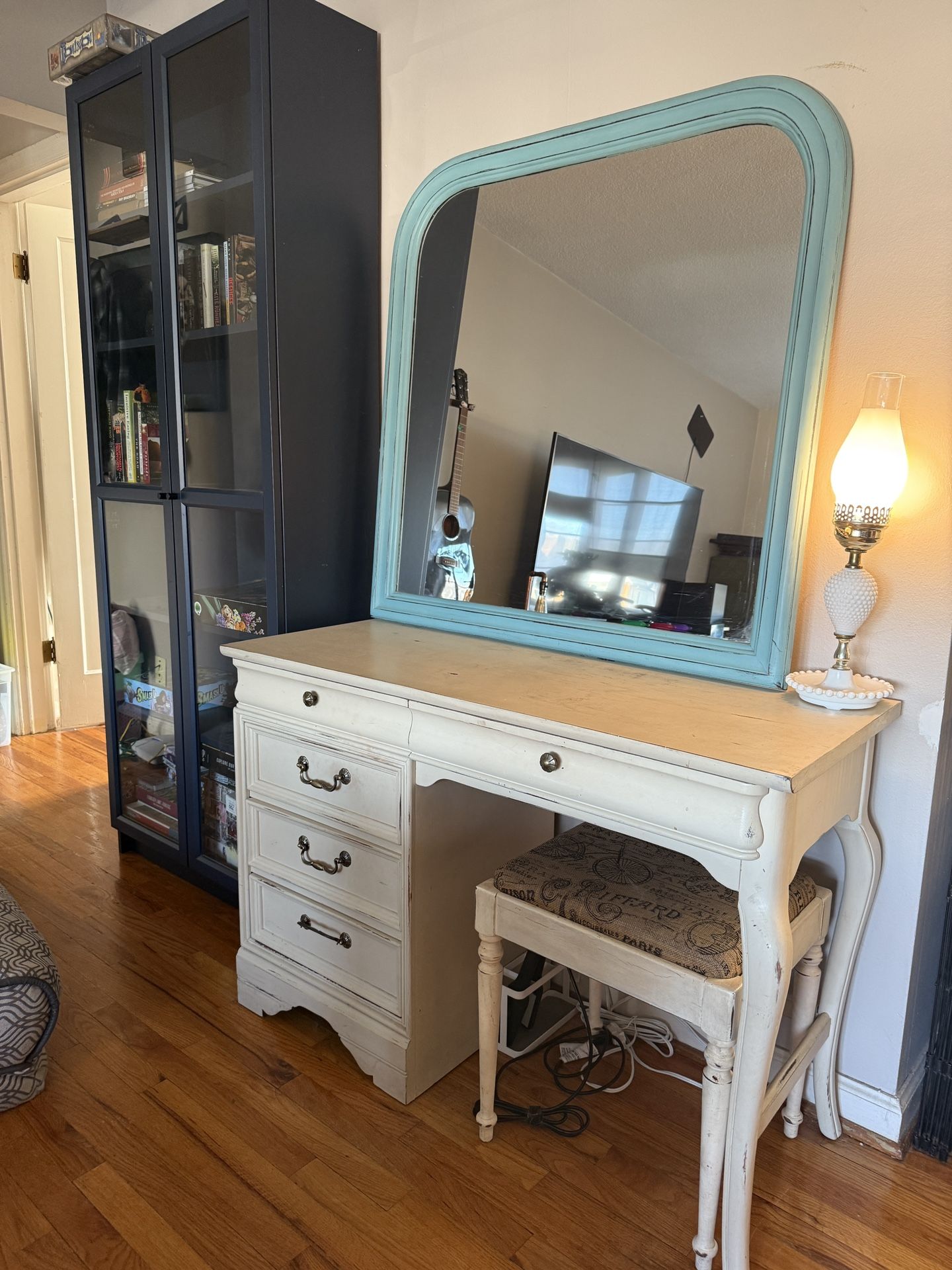 Vanity with bench and mirror
