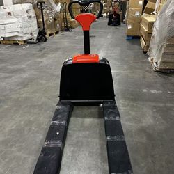 3300lb Brand new electric pallet jack
