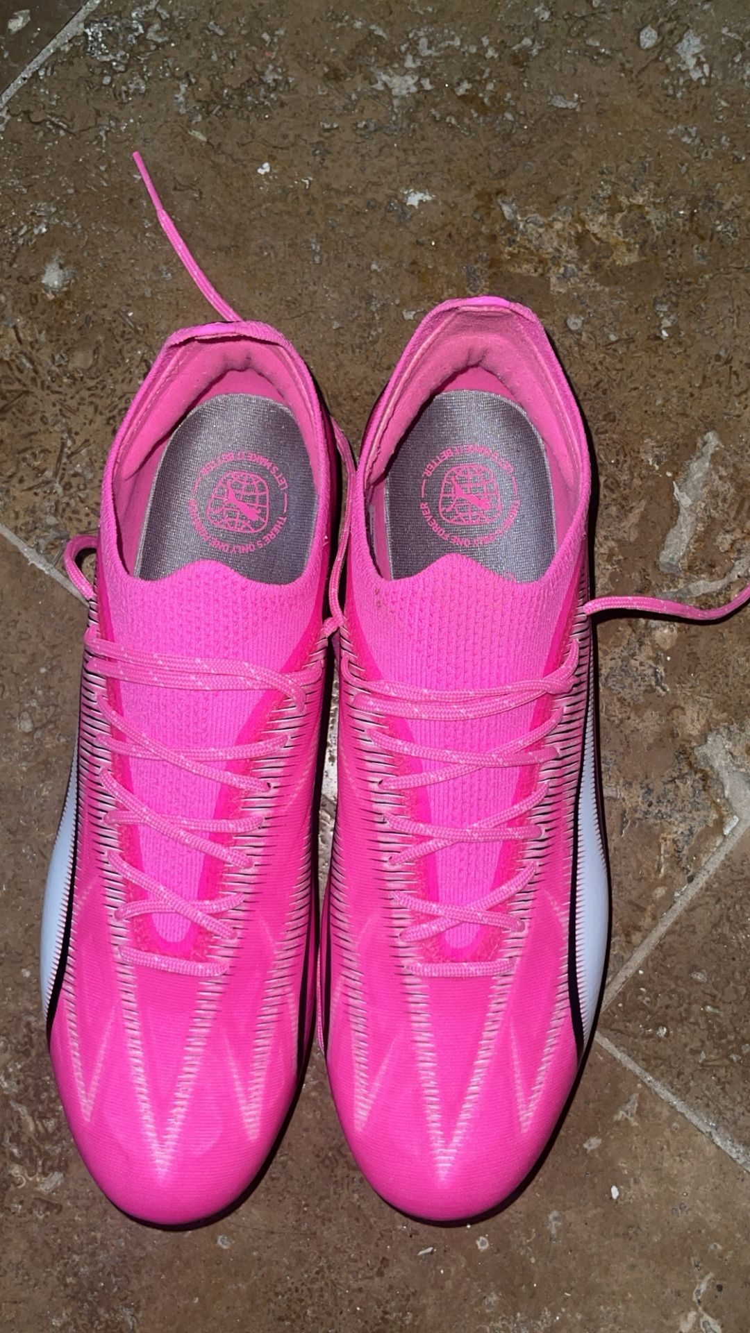 PUMA ULTRA MEN SOCCER SHOES