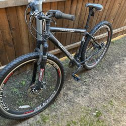 Men’s 29 Inch Mountain Bike 