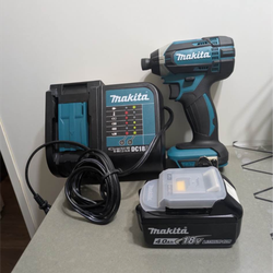 Makita 18V LXT Lithium-Ion Brushless Cordless Impact Driver kit brand new 🆕