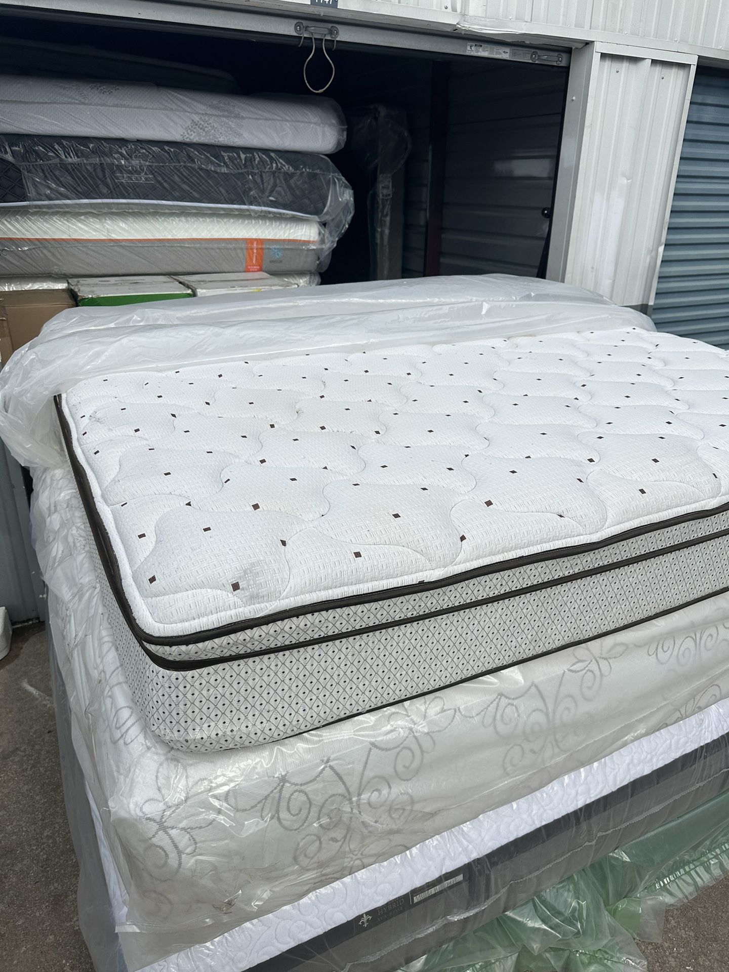 King Size Mattress And Box Spring