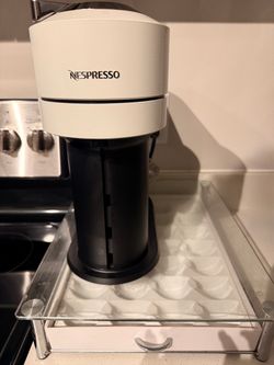 Nespresso Vertuo Next Coffee Machine White with pod holder
