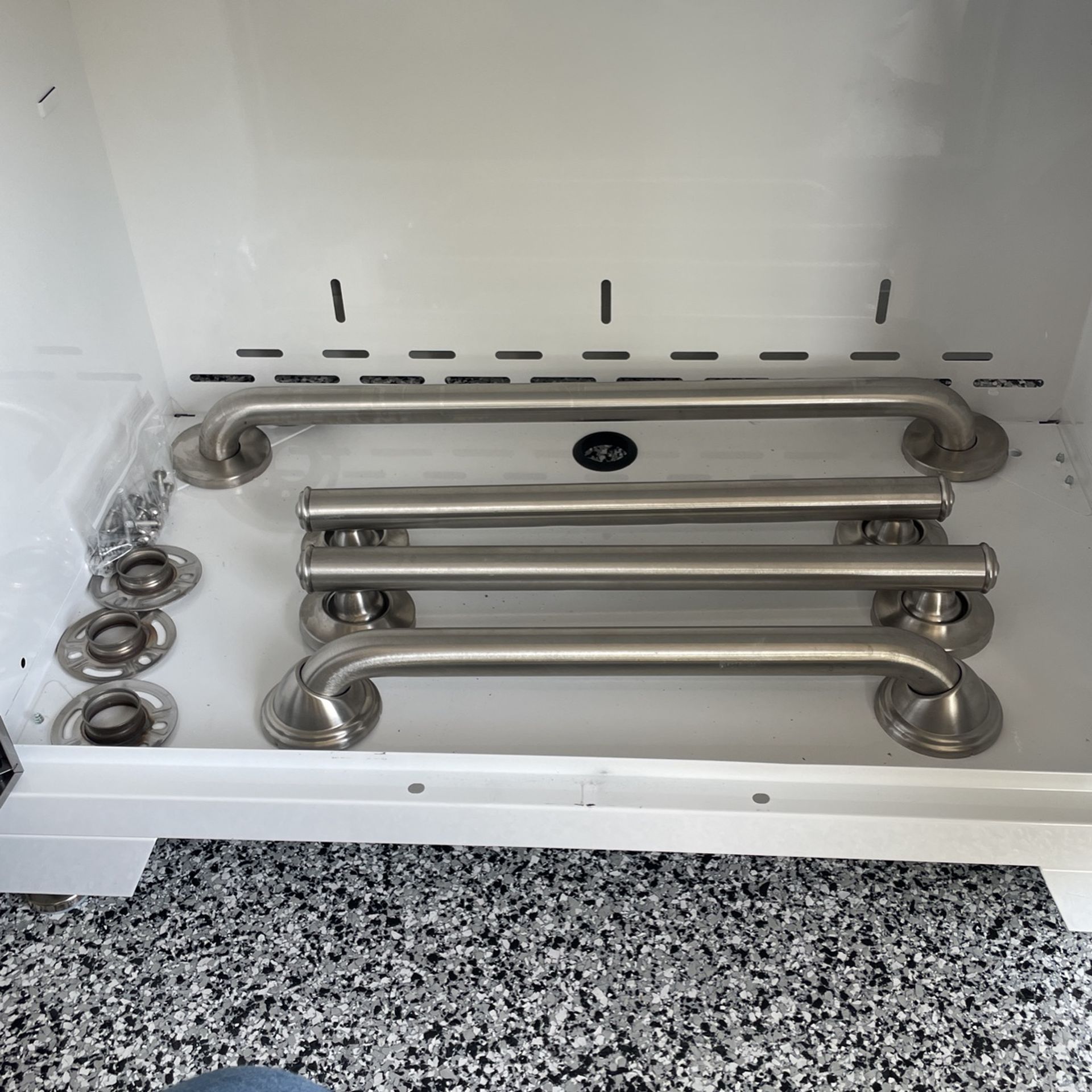 Handi Cap Rails