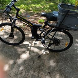 Swagtron Foldable Mountain E-bike. 