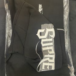 Supreme Zip Up Hoodie 