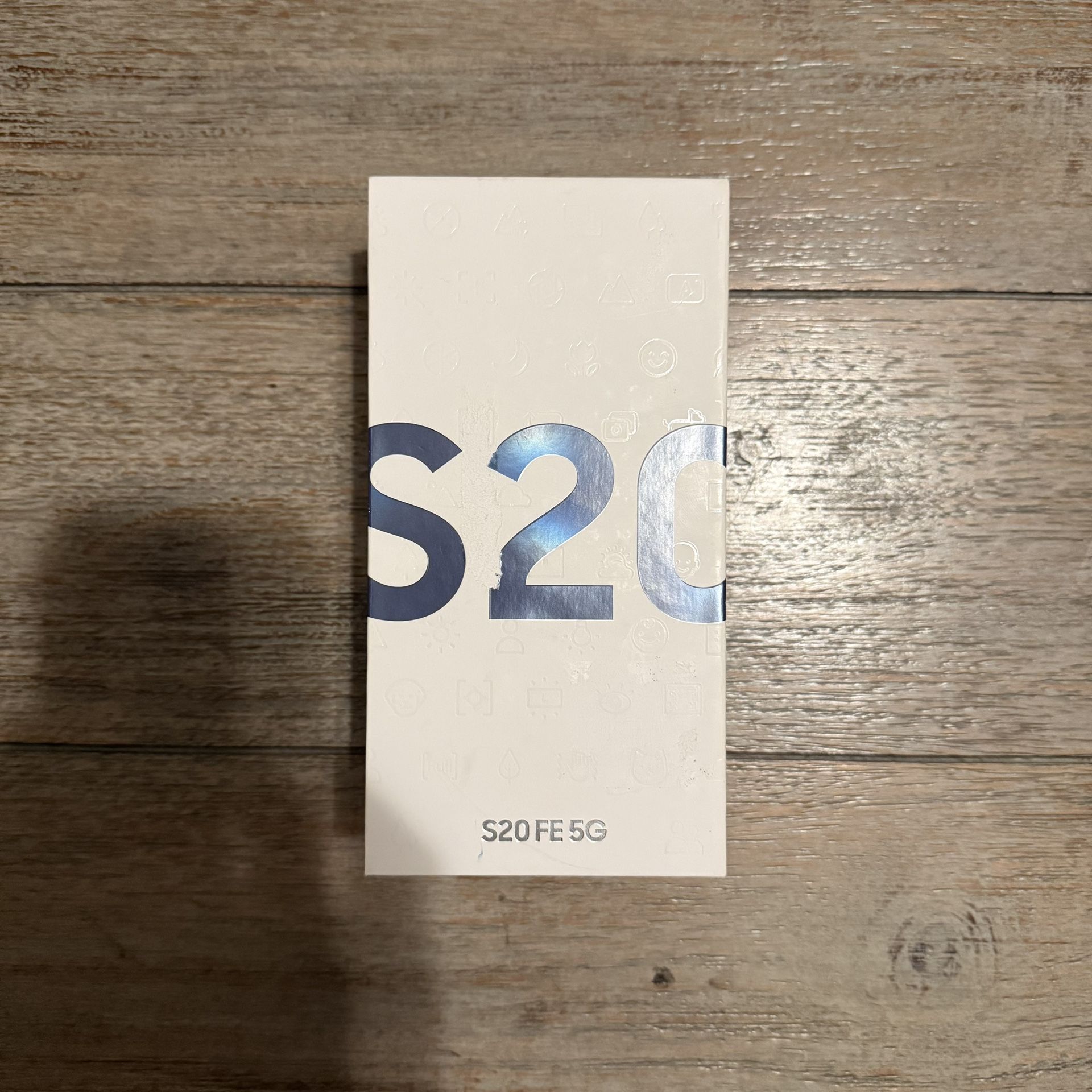 📱 Samsung Galaxy S20 FE 5G– Unlocked – Great Condition