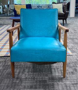 Vintage-Style Turquoise Lounge Chair