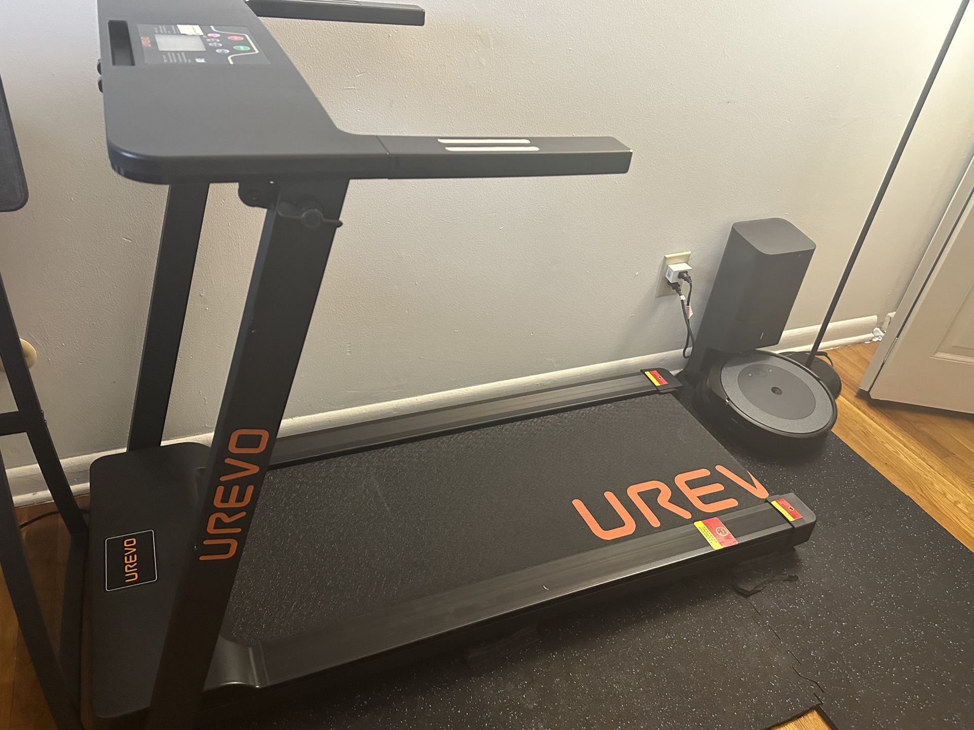 Urevo  Foldable Treadmill 
