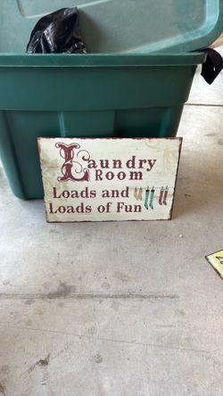 Tin Laundry Room sign