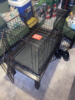 Medium Double Door Dog Crate /  29 1/2 L X  18 1/2 W x 21 H
