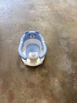 Baby Bath Seat with Bear Design