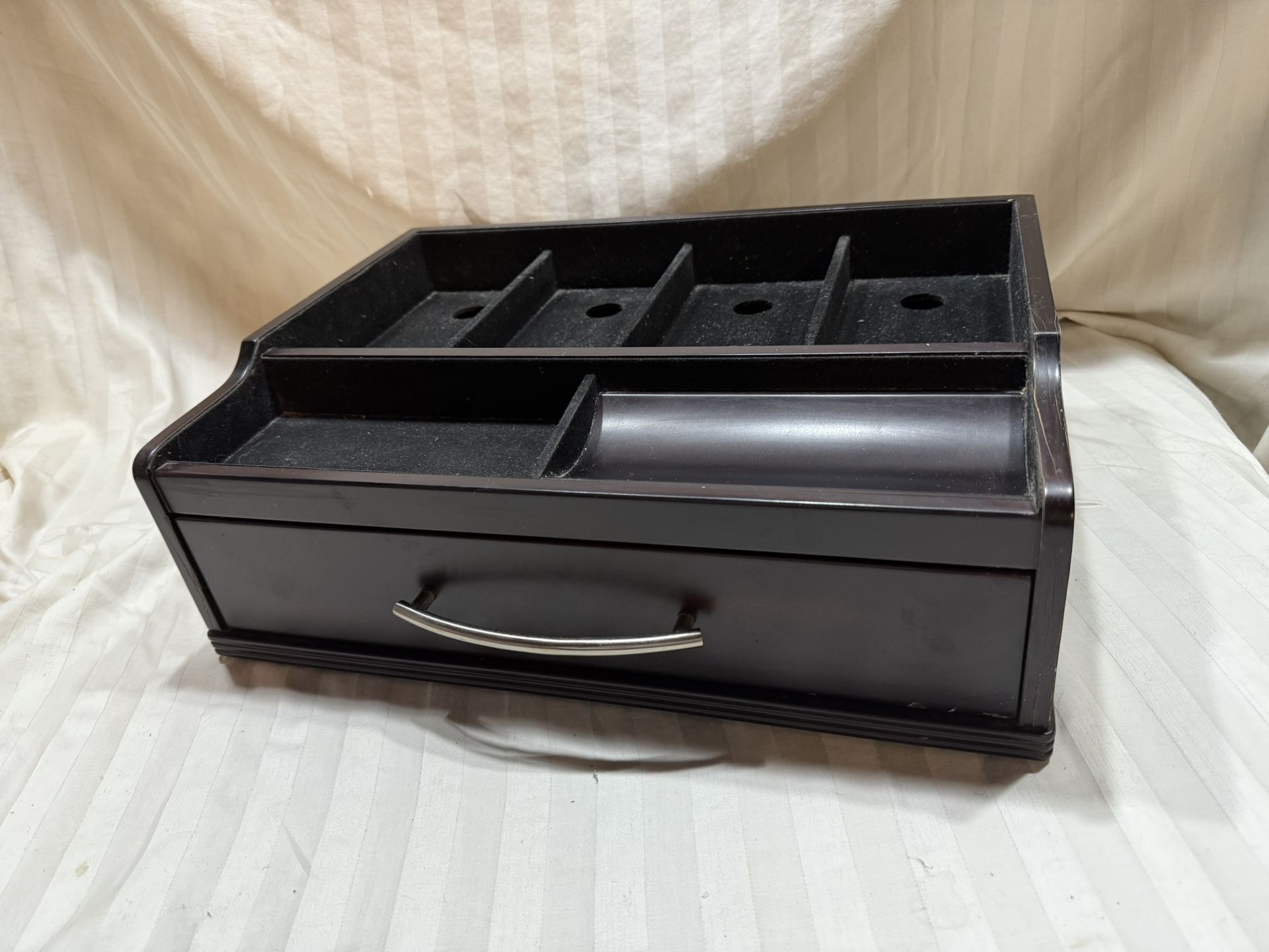 Wooden Electronic Charging Valet
