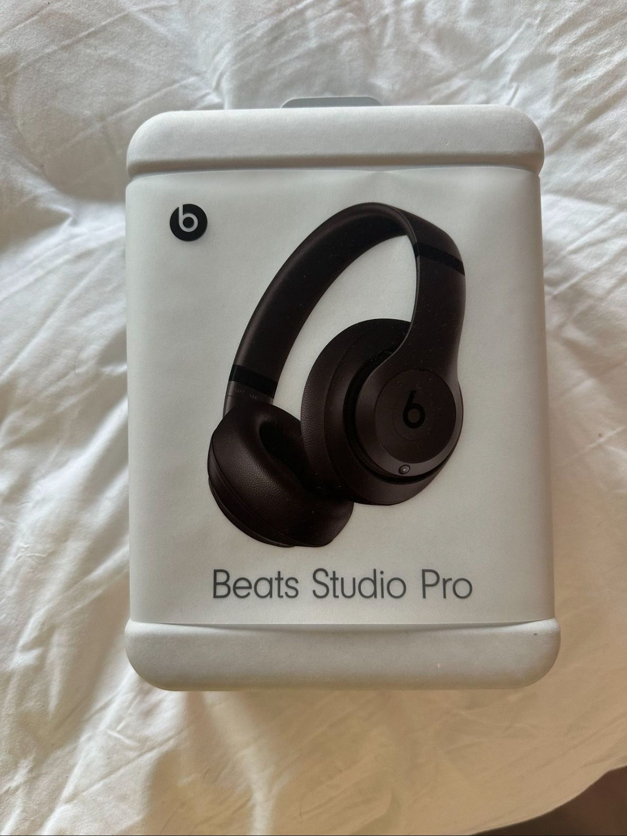 Beats Studio Pro - Unopened