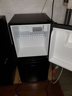 Ganza mini hotel room fridge