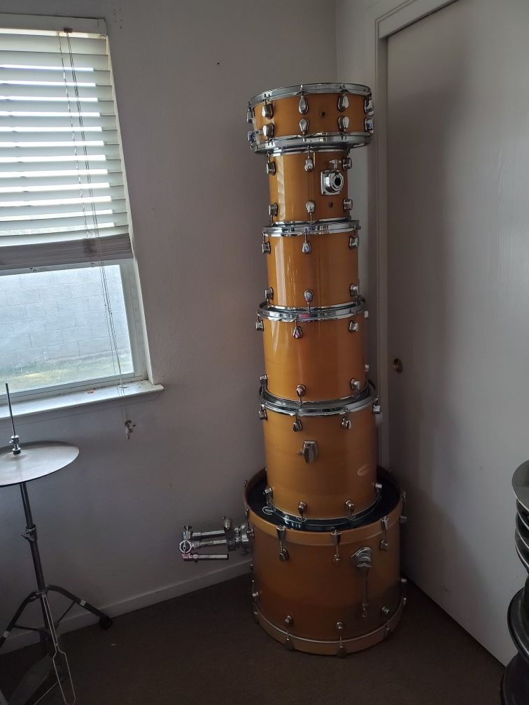 6 piece drum set comes with hard hat and symbols $800 firm