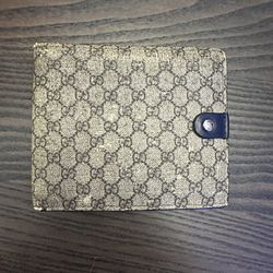 Gucci bifold Wallet 