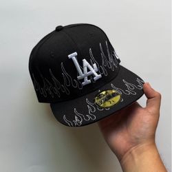 LA Dodgers fitted hat flames size 7 1/8, 7 1/4, 7 3/8, 7 1/2, 7 5/8