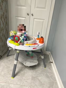 Skip Hop Table