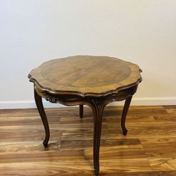 Vintage coffee or accent table by Karges Furniture 1886